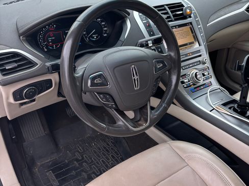 Used 2019 Lincoln MKZ Reserve AWD/4WD image 22
