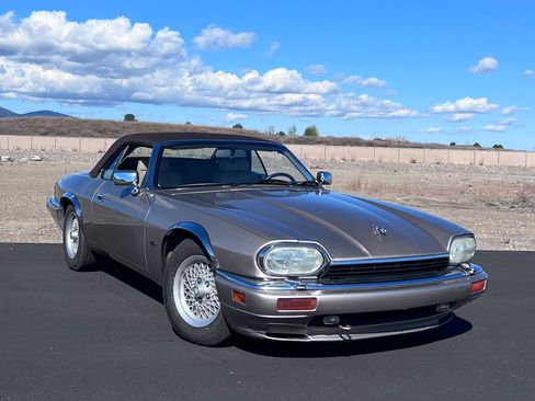 Used 1994 Jaguar XJS 4.0 Convertible image 1