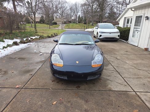 Used 1999 Porsche Boxster image 22