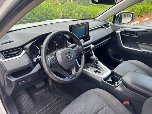 Used 2020 Toyota RAV4 LE w/ All Weather Liner Package AWD/4WD image 14
