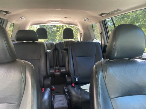 Used 2013 Toyota Highlander Limited AWD/4WD image 15