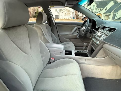 Used 2009 Toyota Camry image 13
