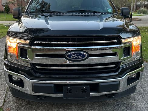 Used 2018 Ford F150 XLT w/ Equipment Group 301A Mid image 5