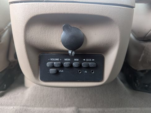 Used 2004 Ford Excursion Limited image 15