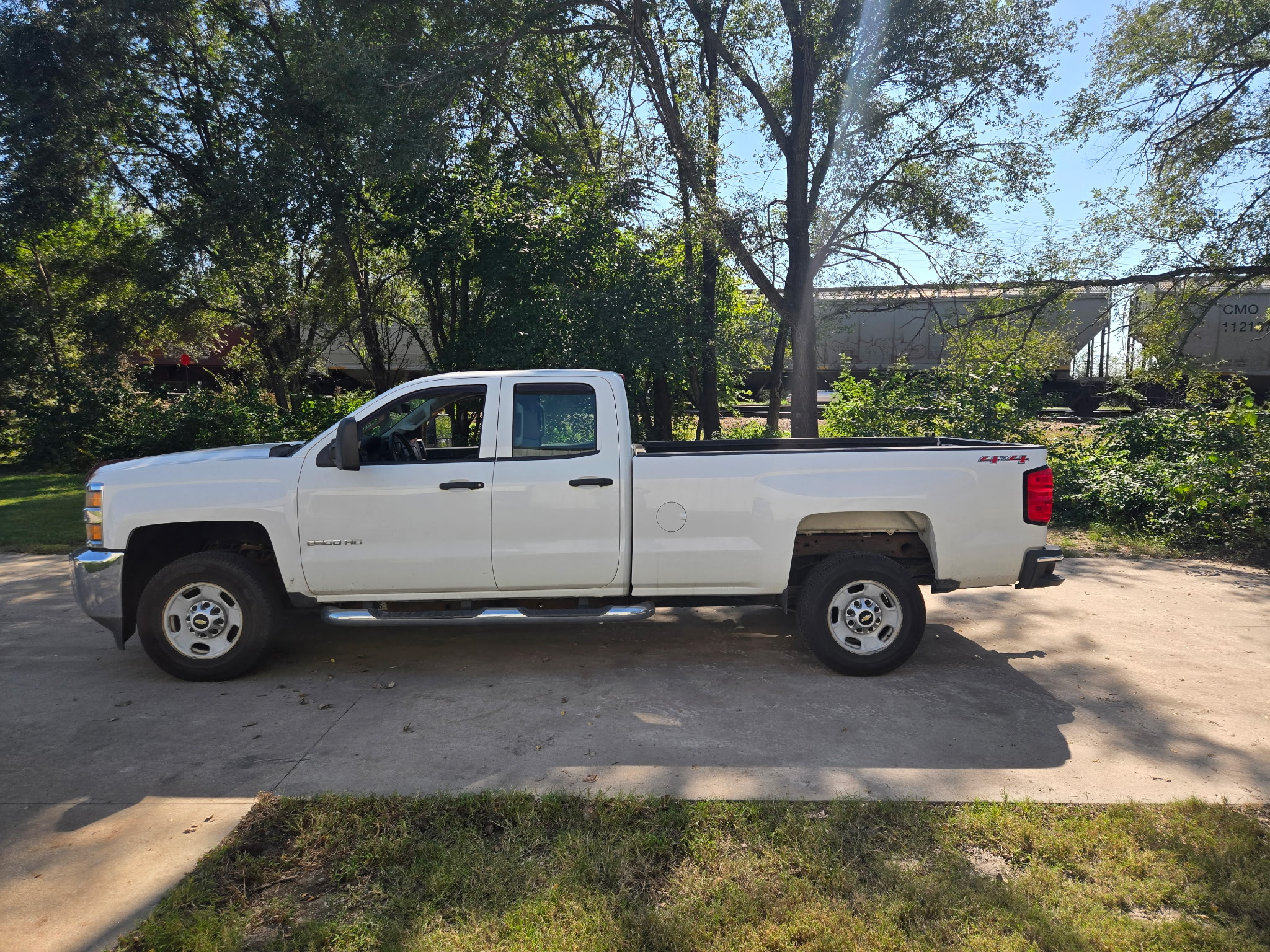 Used 2015 Chevrolet Silverado 2500 W/T AWD/4WD image 8