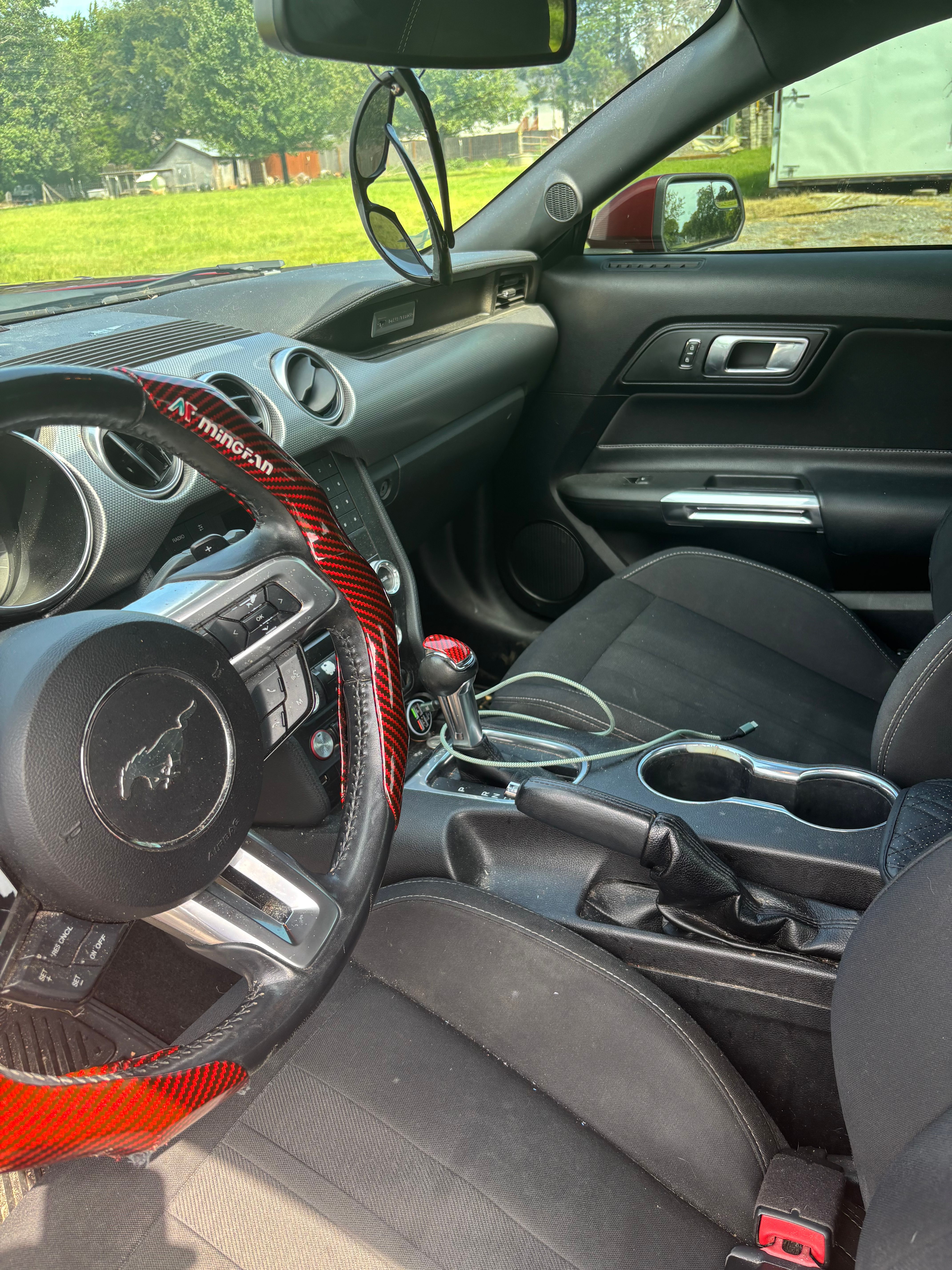 Used 2019 Ford Mustang GT w/ Black Accent Package RWD image 11