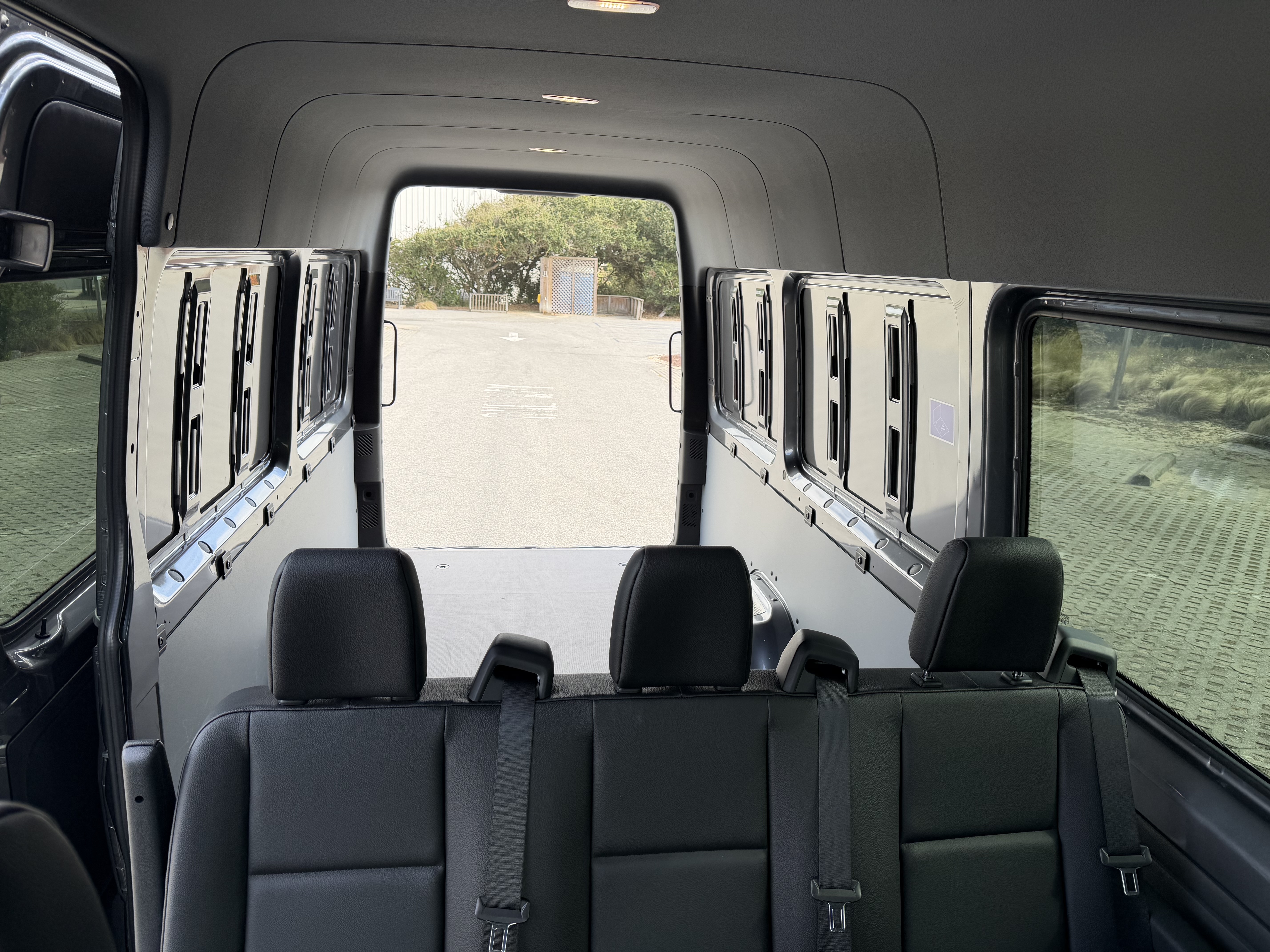 Used 2024 Mercedes-Benz Sprinter 2500 image 19
