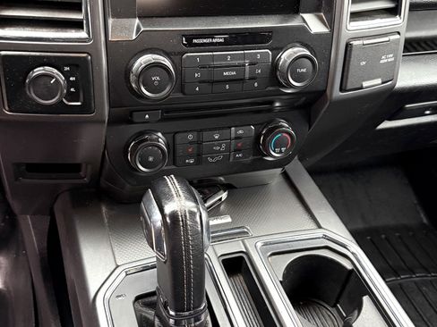 Used 2015 Ford F150 XLT w/ Equipment Group 302A Luxury image 10