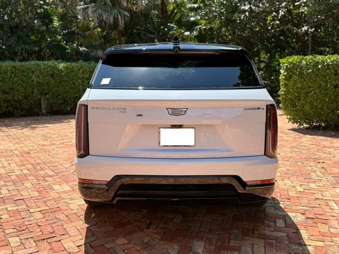 Used 2026 Cadillac Escalade IQ Sport 1 w/ LPO, Floor Liner Package image 4