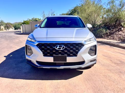 Used 2019 Hyundai Santa Fe SEL image 4