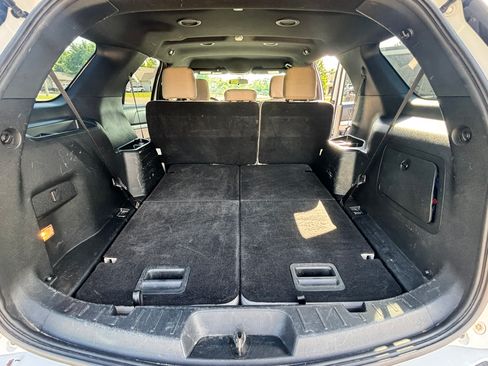 Used 2018 Ford Explorer FWD image 14