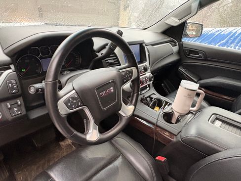 Used 2016 GMC Yukon XL SLT w/ Open Road Package image 6