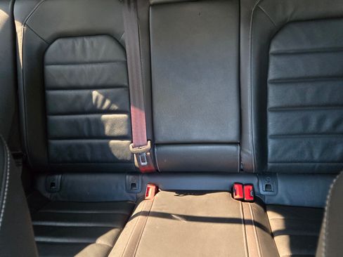 Used 2016 Volkswagen Golf Hatchback Sedan 4D image 15