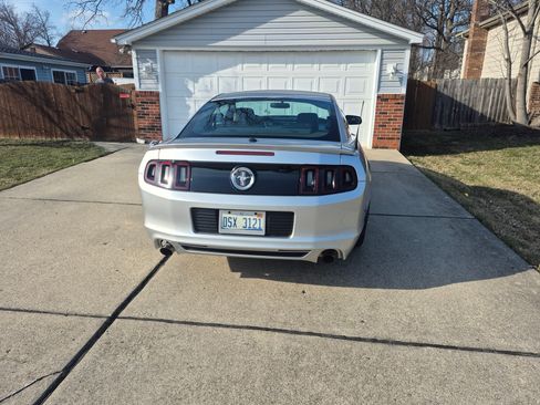 Used 2014 Ford Mustang Premium w/ Equipment Group 202A image 4