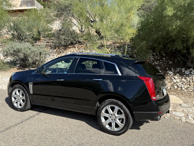 Used 2015 Cadillac SRX Performance w/ Driver Awareness Package FWD image 4