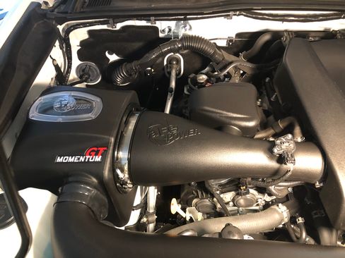 Used 2019 Toyota Tacoma TRD Off-Road AWD/4WD image 16