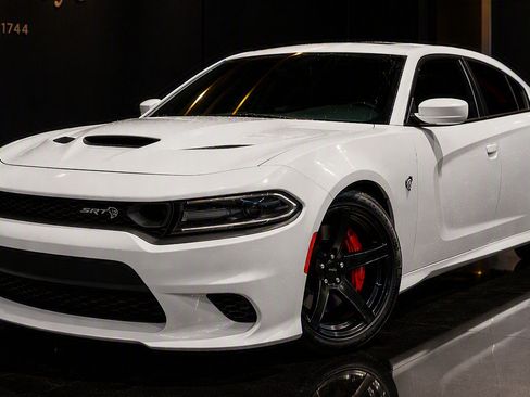 Used 2019 Dodge Charger SRT Hellcat RWD image 22
