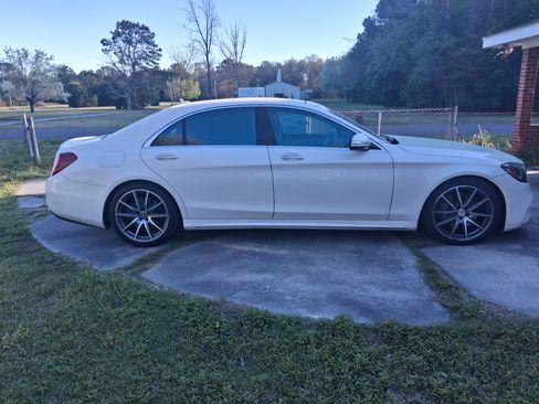 Used 2019 Mercedes-Benz S 560 S 560 Sedan 4D image 16
