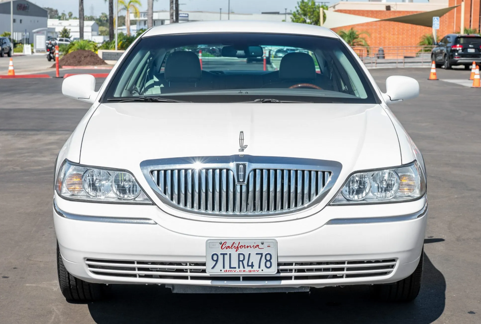 Used 2008 Lincoln Town Car Signature Limited RWD image 10