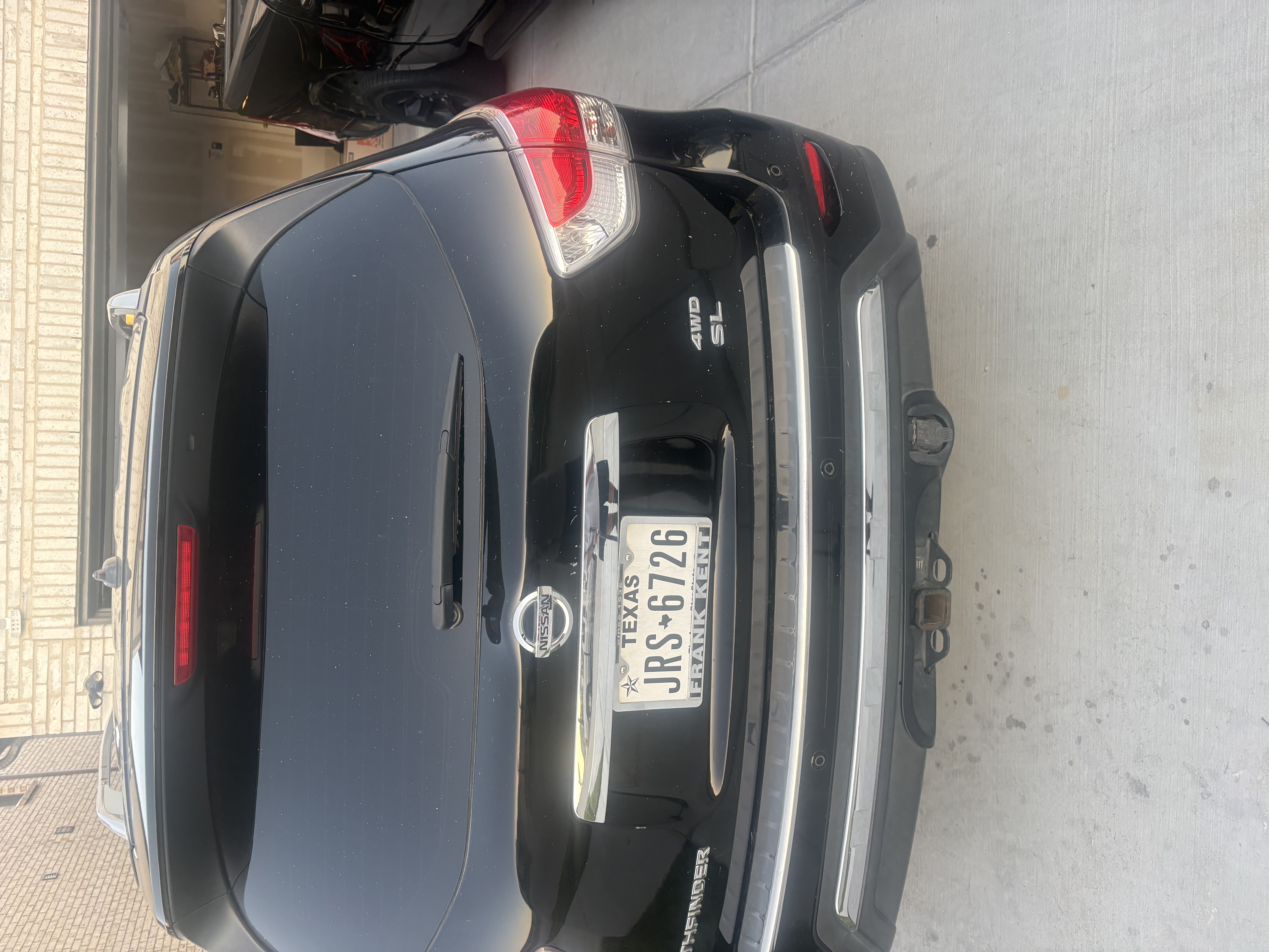 Used 2014 Nissan Pathfinder SL w/ Trailer Tow Package AWD/4WD image 11