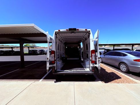 Used 2021 RAM ProMaster 2500 image 19
