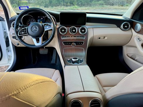 Used 2019 Mercedes-Benz C 300 4MATIC Sedan image 9
