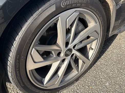 Used 2025 Audi A4 2.0T Premium Plus image 13