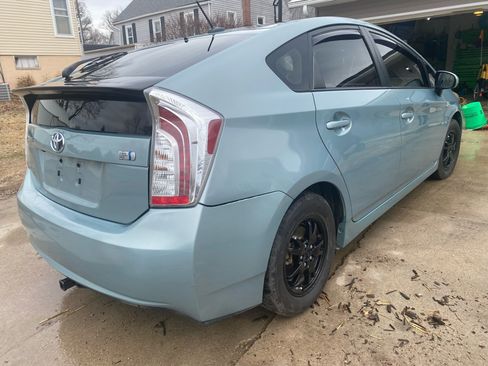 Used 2012 Toyota Prius Four image 4