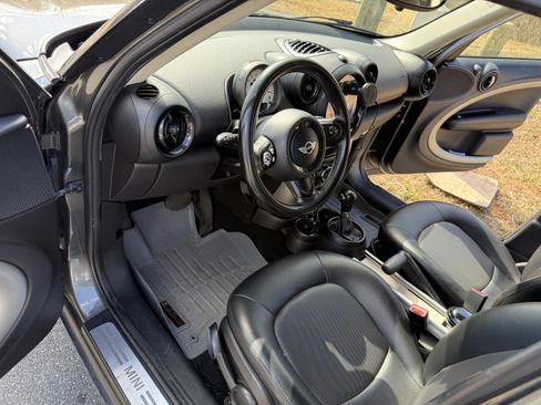 Used 2014 MINI Cooper Countryman image 9