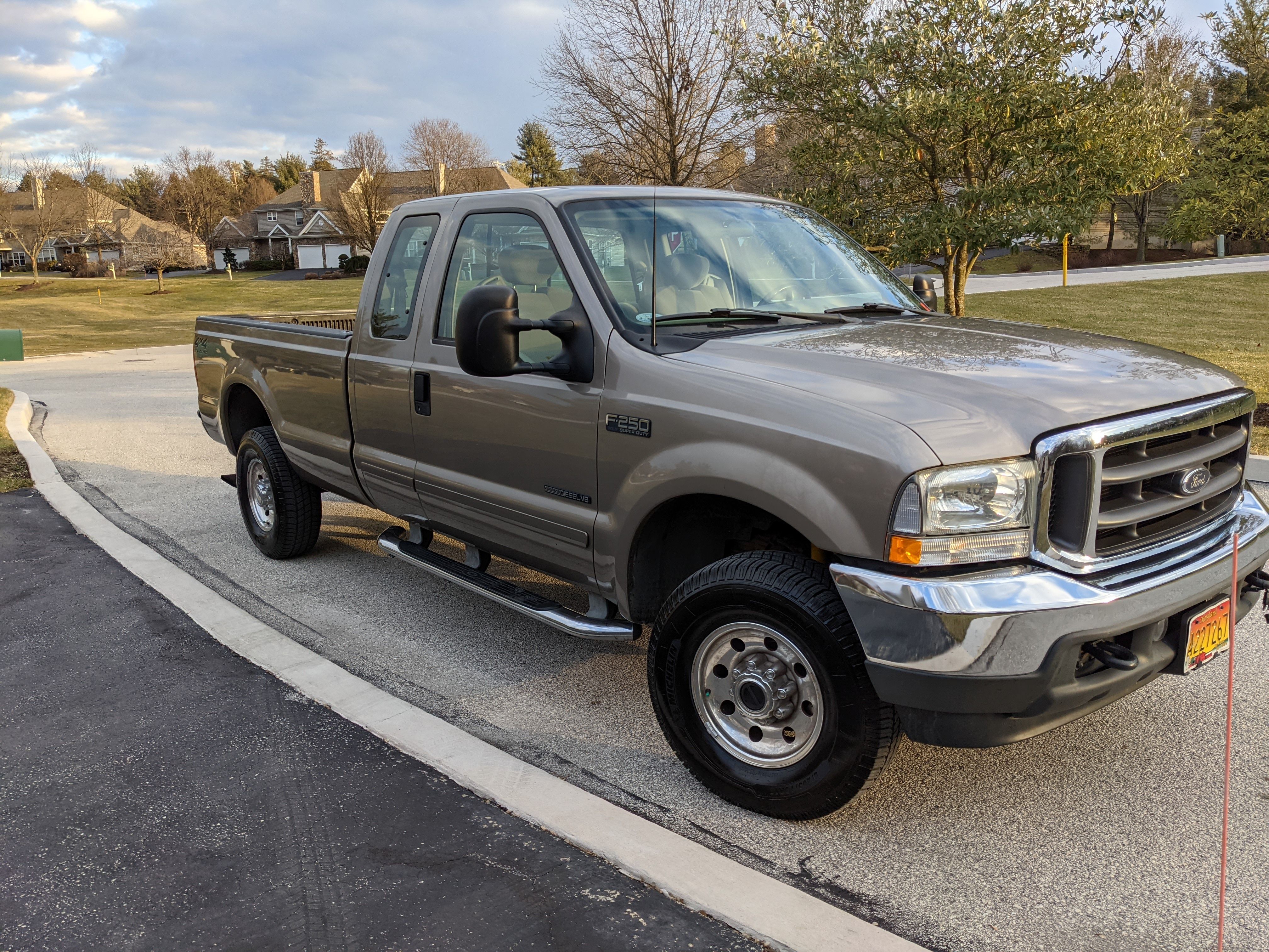 Used 2002 Ford F250 4x4 SuperCab Super Duty image 1