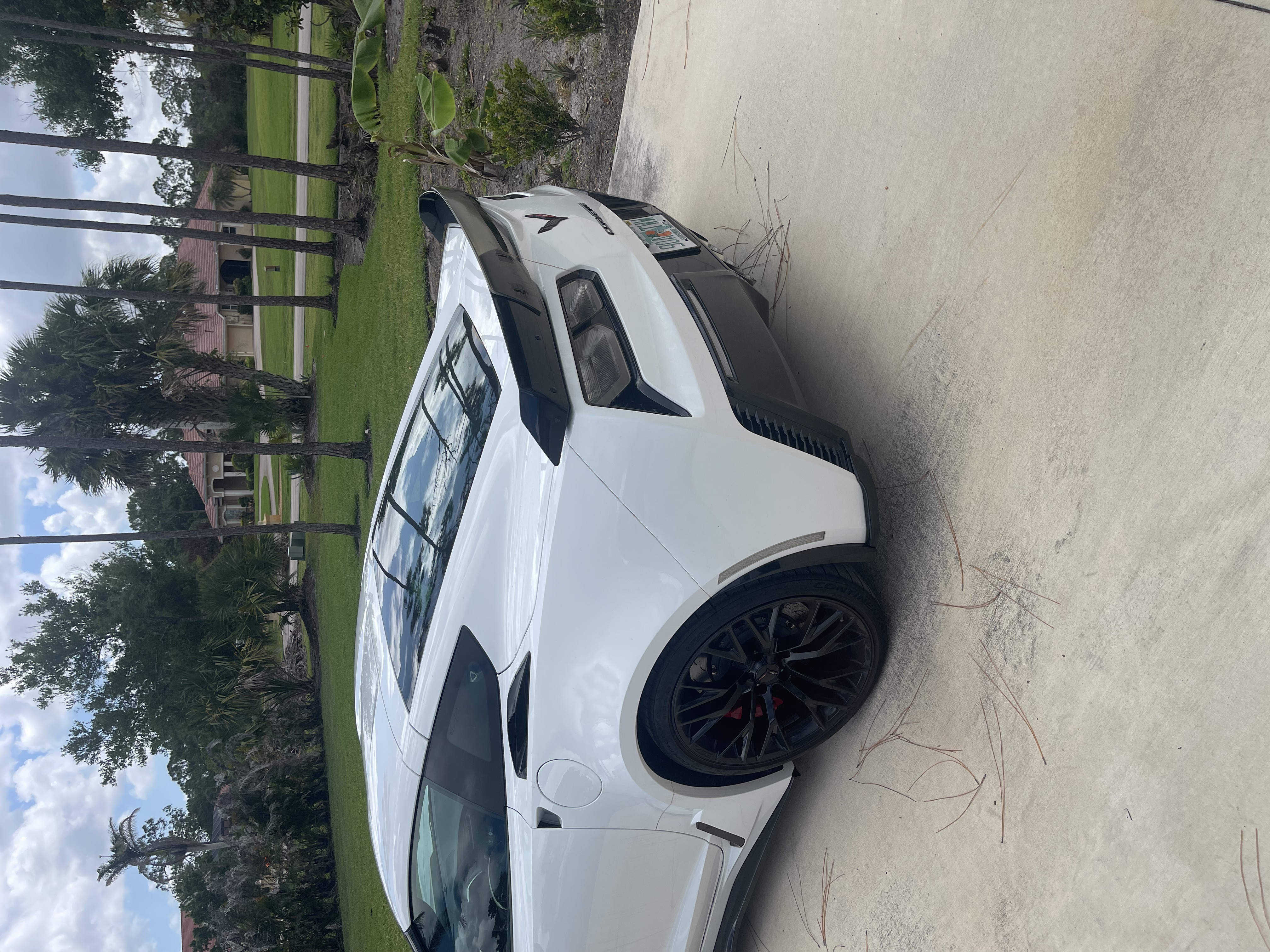 Used 2019 Chevrolet Corvette Z06 RWD image 1