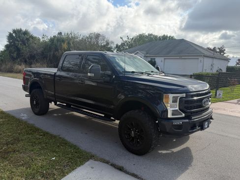 Used 2022 Ford F250 Lariat w/ Tremor Off-Road Package image 2