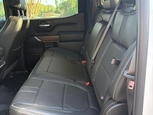 Used 2022 Chevrolet Silverado 1500 High Country image 9