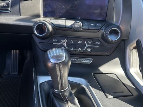 Used 2014 Chevrolet Corvette Stingray Coupe image 6