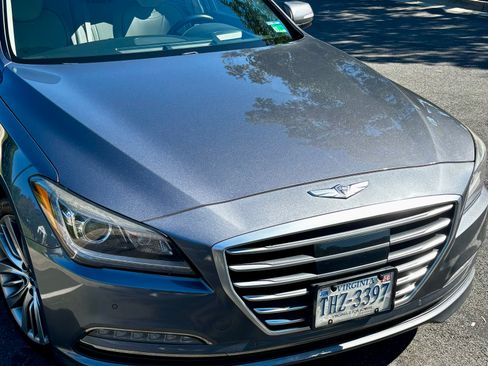 Used 2015 Hyundai Genesis 5.0 w/ Option Group 05 image 4