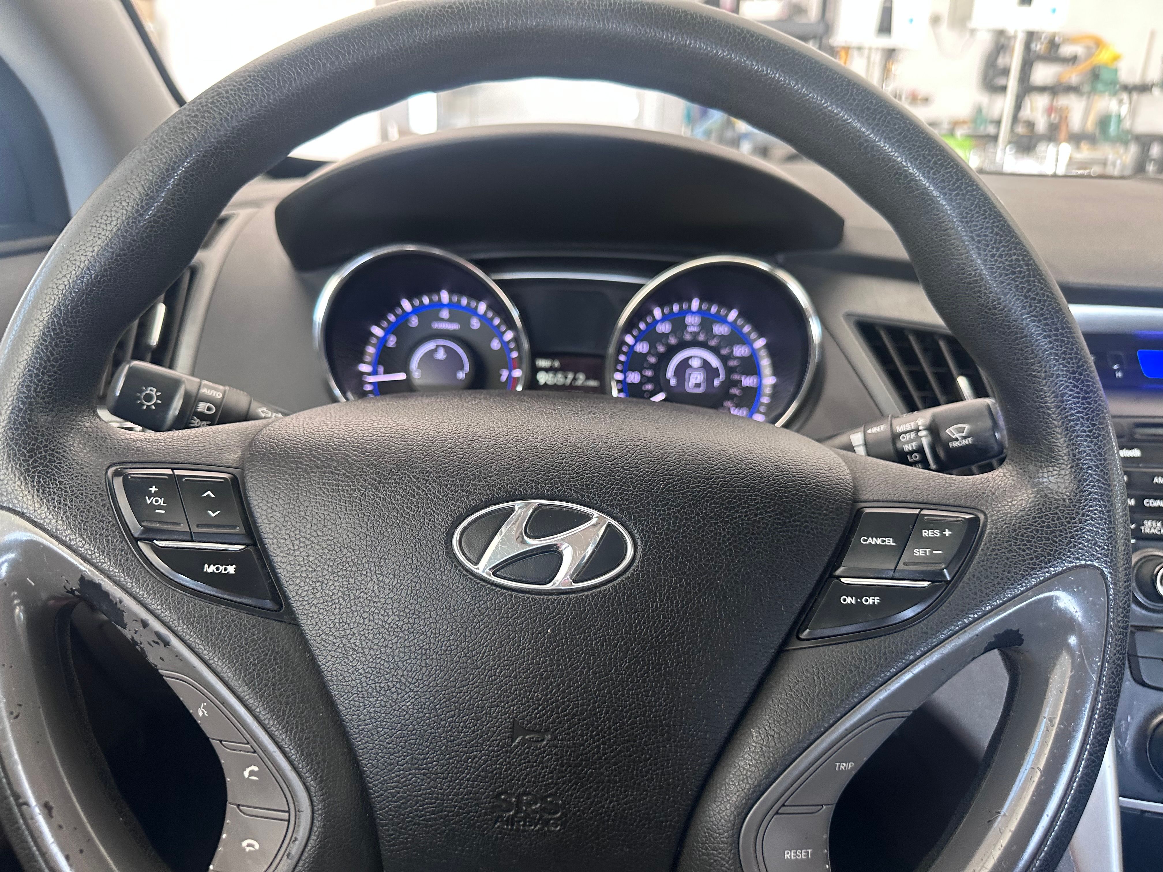 Used 2011 Hyundai Sonata GLS w/ Popular Equipment Pkg 2 FWD image 4