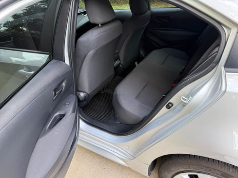 Used 2024 Toyota Corolla LE FWD image 15