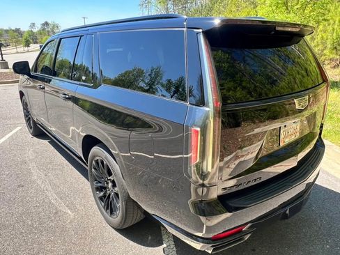 Used 2021 Cadillac Escalade ESV Sport Platinum w/ LPO, ONYX Package AWD/4WD image 5