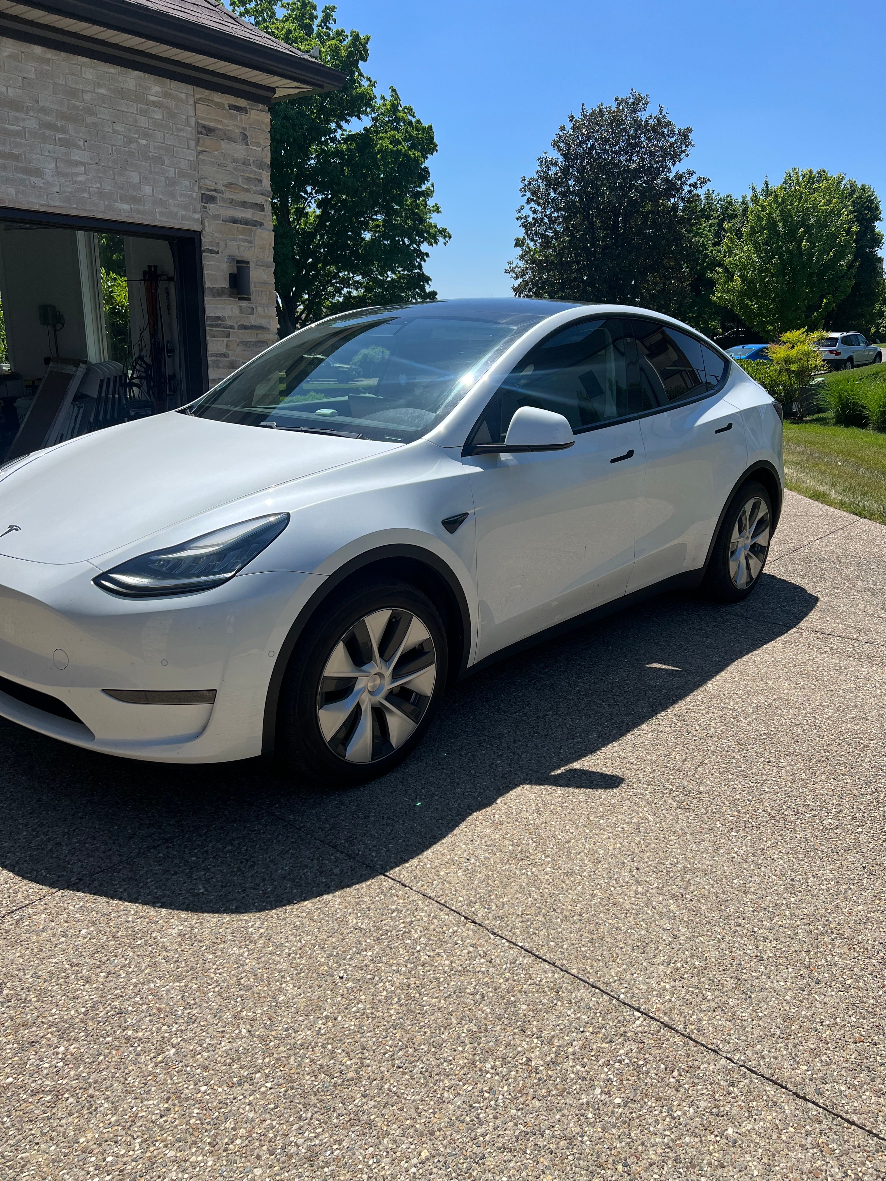 Used 2020 Tesla Model Y Long Range AWD/4WD image 11