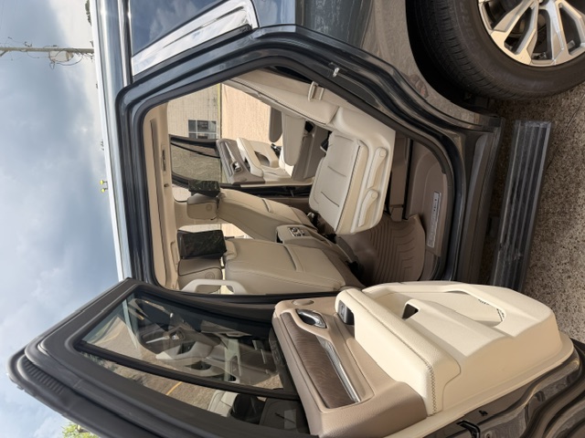 Used 2021 GMC Yukon Denali w/ Denali Premium Package RWD image 13