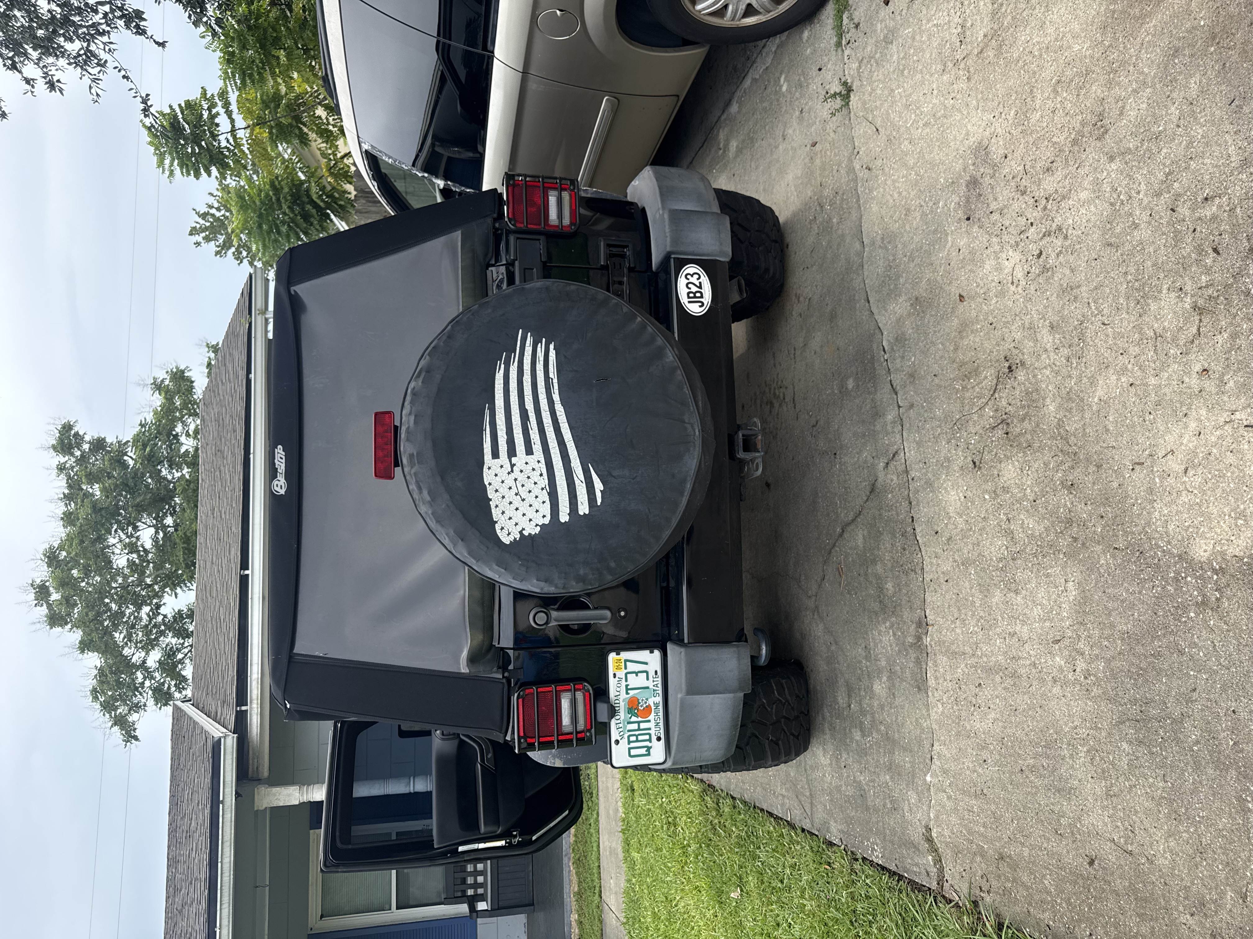Used 2015 Jeep Wrangler Sport AWD/4WD image 10