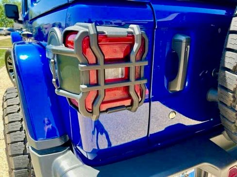 Used 2020 Jeep Wrangler Unlimited Rubicon image 10