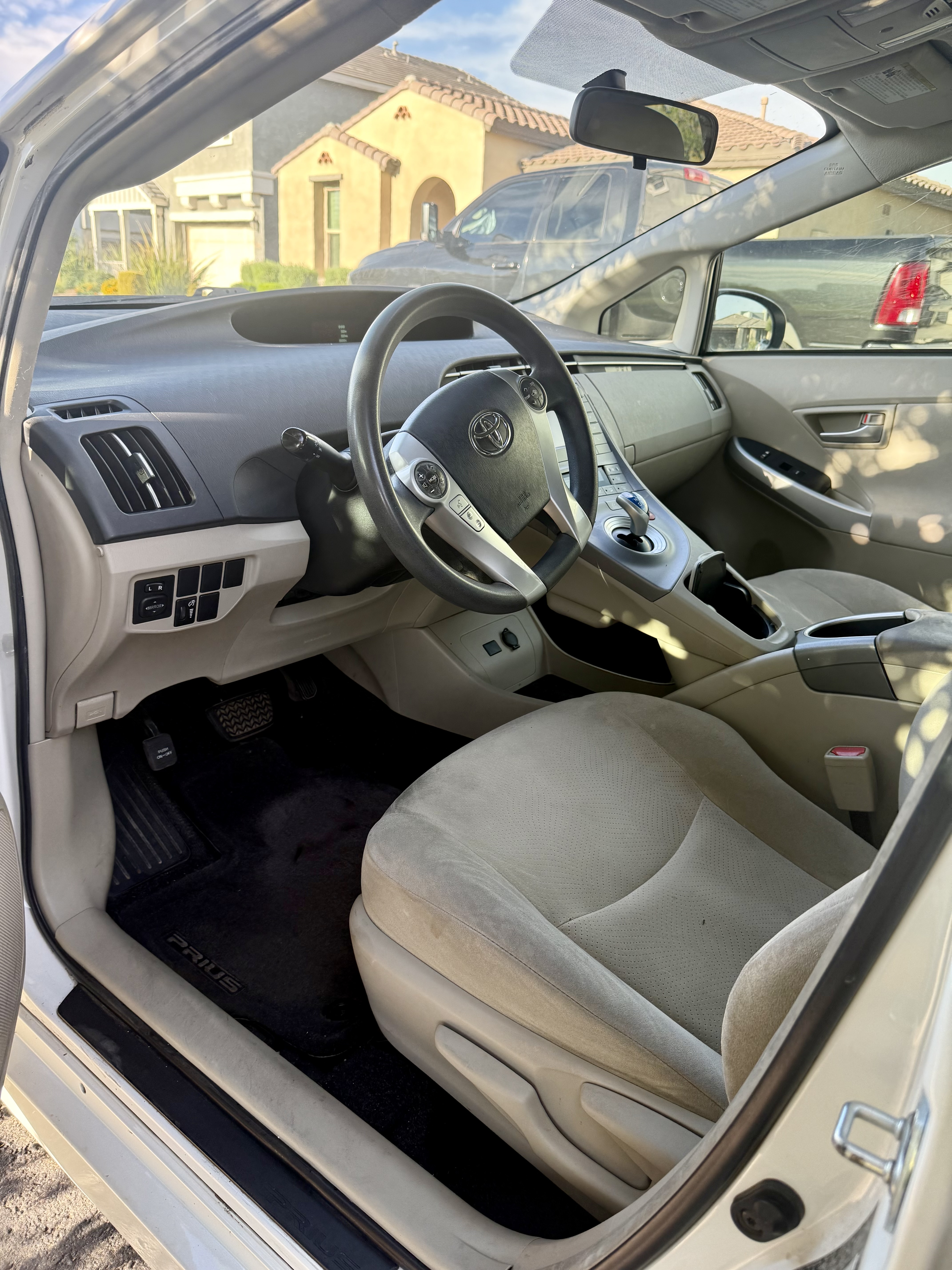 Used 2014 Toyota Prius Three FWD image 10