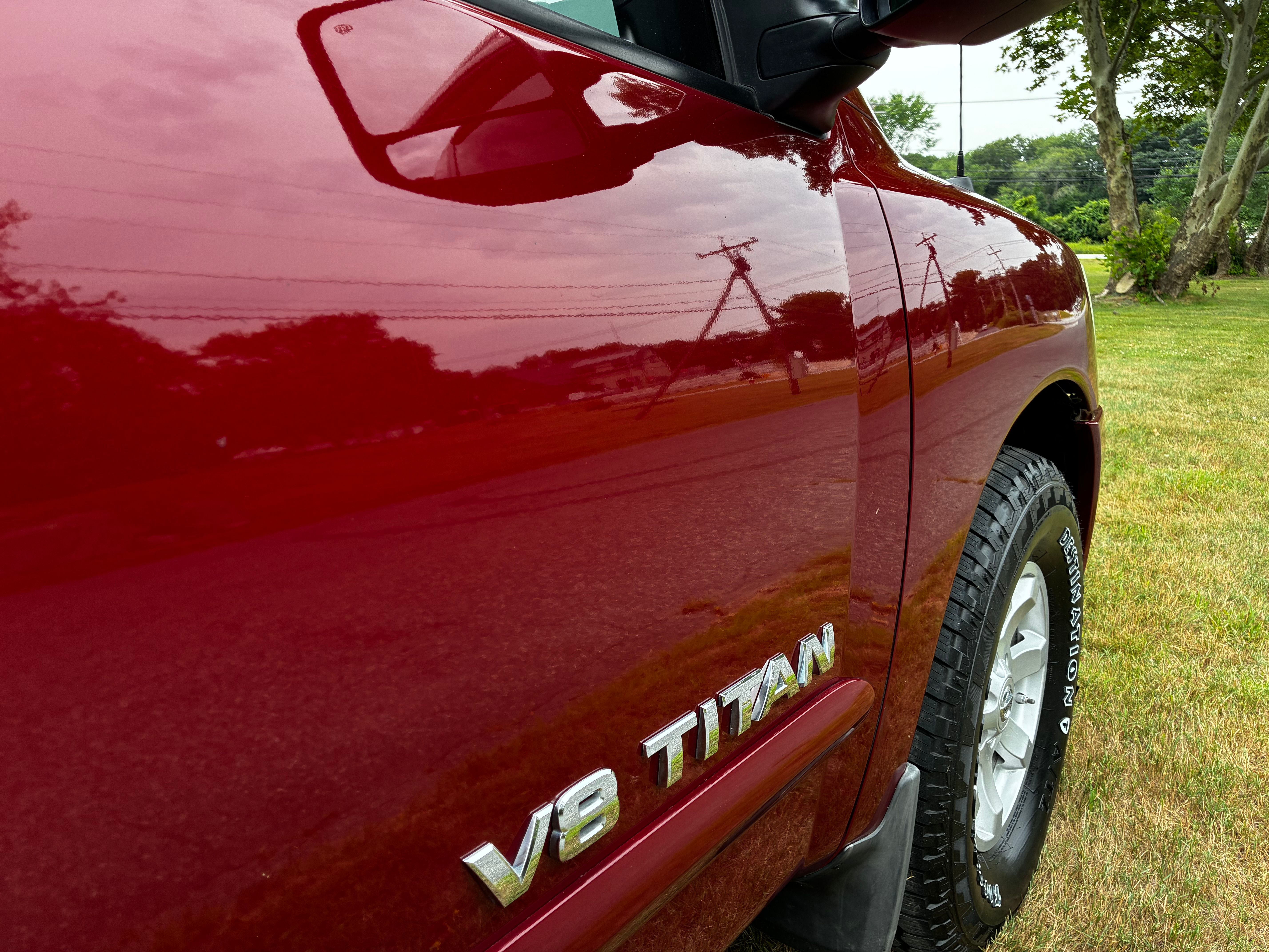 Used 2006 Nissan Titan SE AWD/4WD image 2