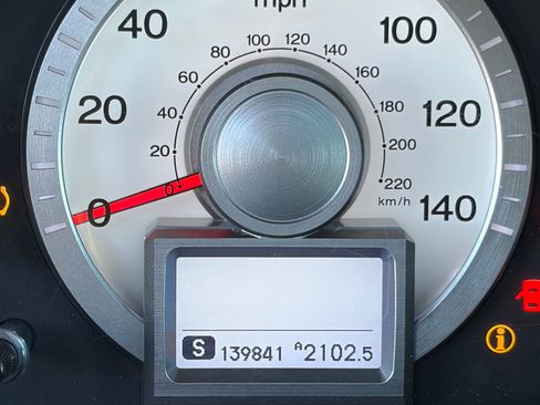 Used 2009 Honda Pilot Touring image 12