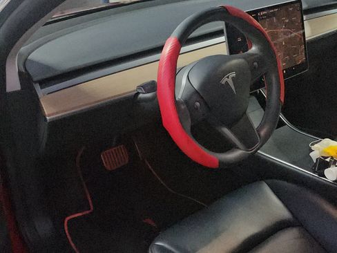 Used 2020 Tesla Model 3 Standard Range Plus image 12