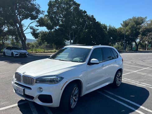 Used 2018 BMW X5 xDrive40e image 10