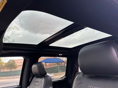 Used 2018 Ford F150 Raptor w/ Equipment Group 802A Luxury image 9