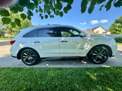 Used 2017 Acura MDX SH-AWD w/ Technology Package image 12