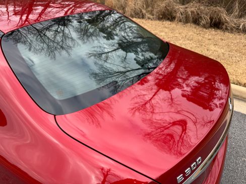 Used 2018 Mercedes-Benz E 300 image 13